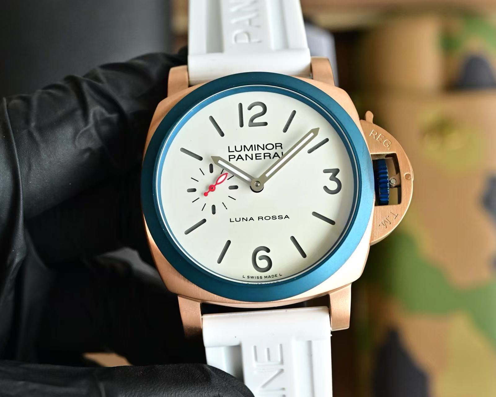 Panerai Luminor Luna Rossa