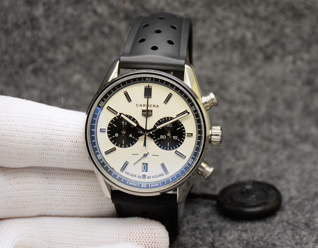 Tag Heuer Carrera