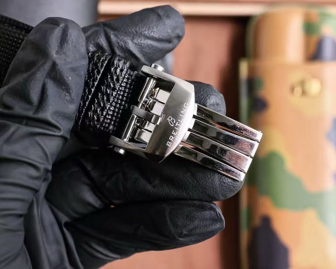 Breitling Avenger - Image 5