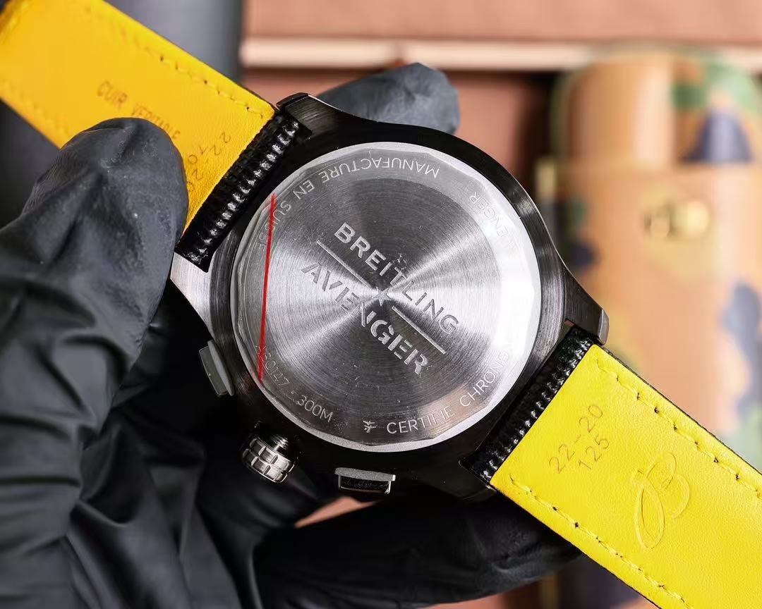 Breitling Avenger - Image 6