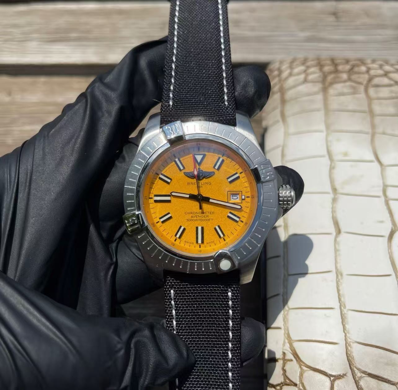 Breitling Avenger