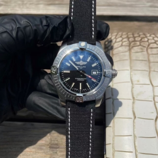 Breitling Avenger