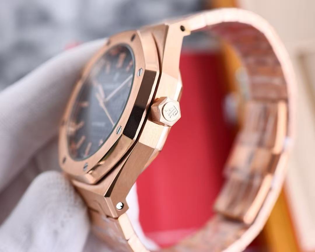 AP Royal Oak Rose Gold - Image 3
