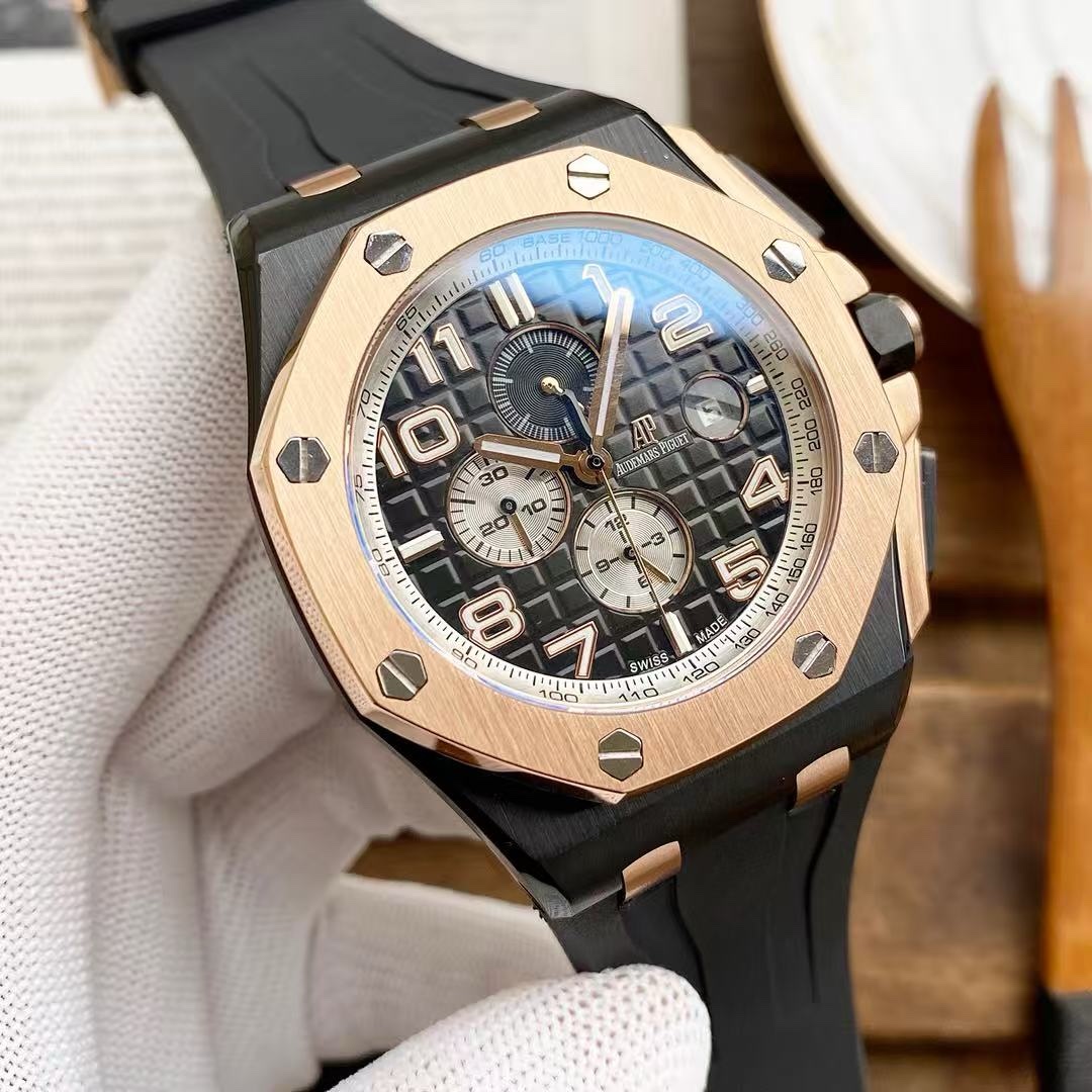 AP Royal Oak Offshore Smoked Grey Color
