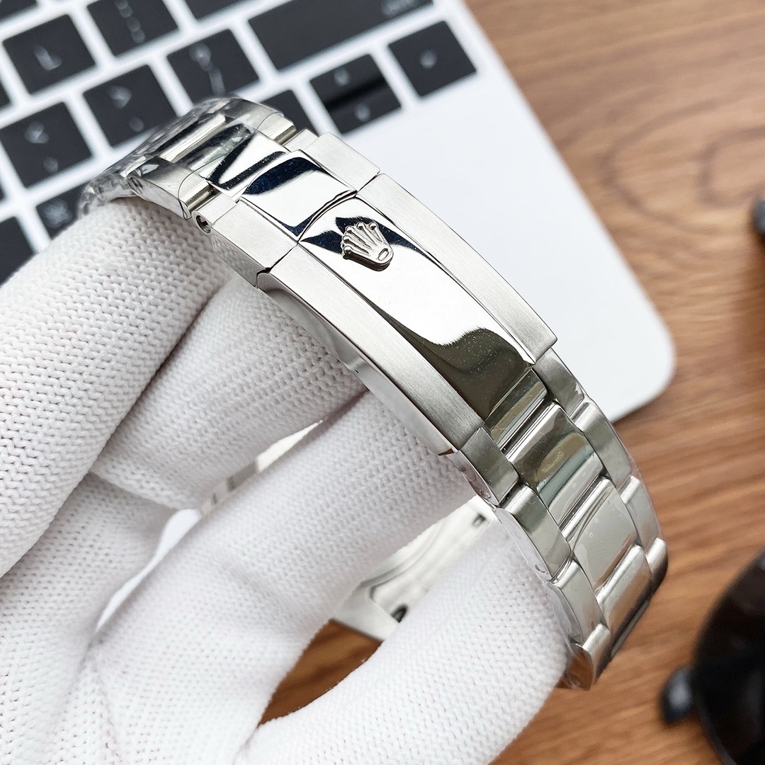 Rolex Oyster Perpetual Green face Lady - Image 3