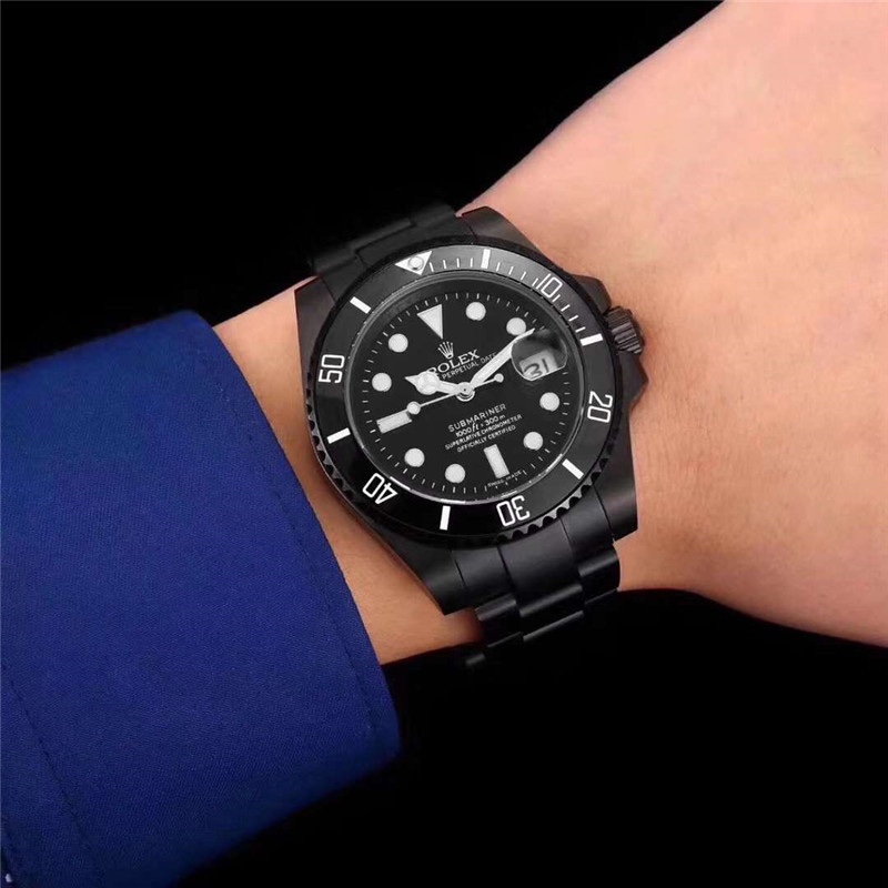 Rolex Full black submariner - Image 2
