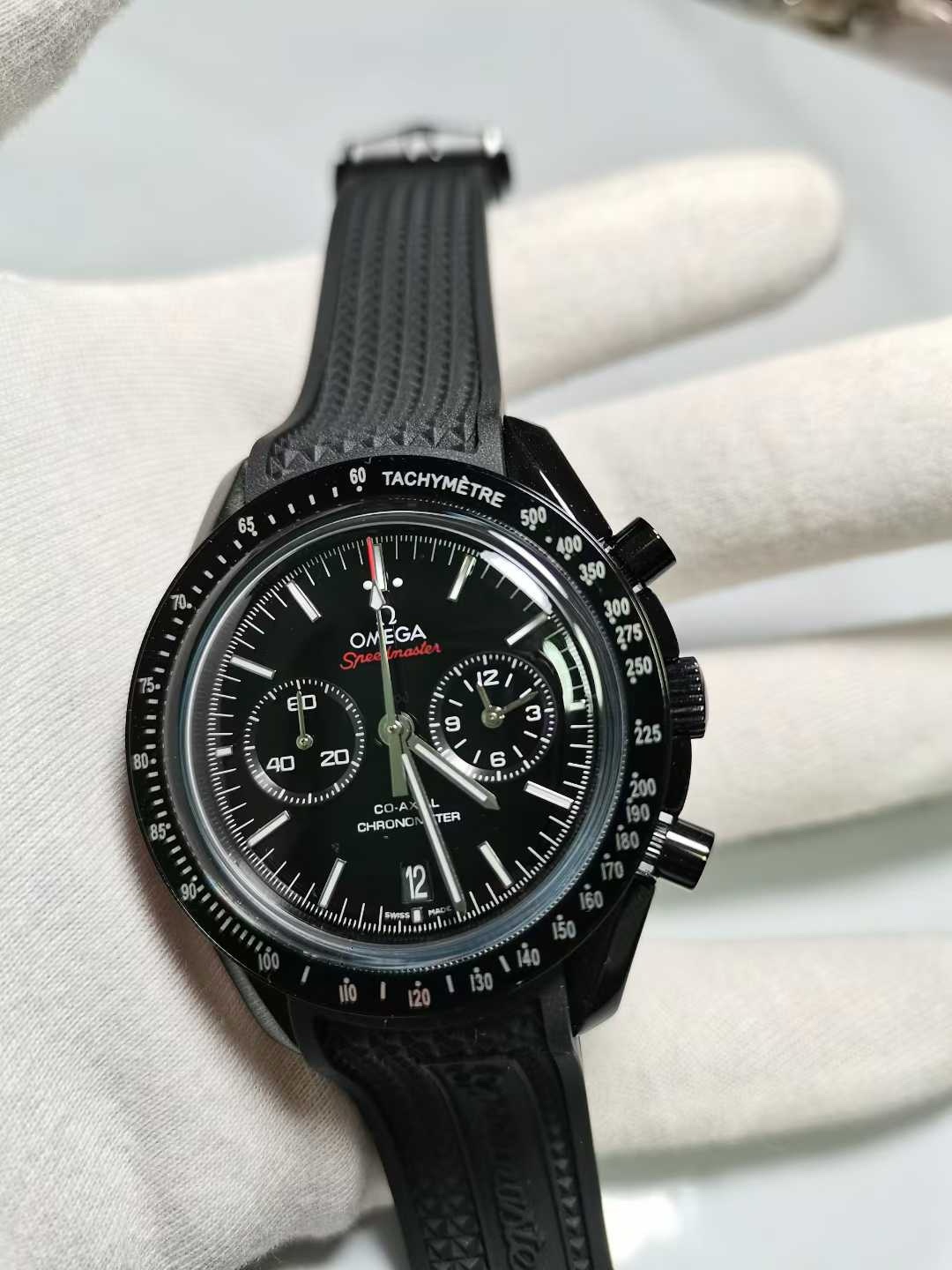 Omega Speedmaster Dark Side of the Moon - Image 2