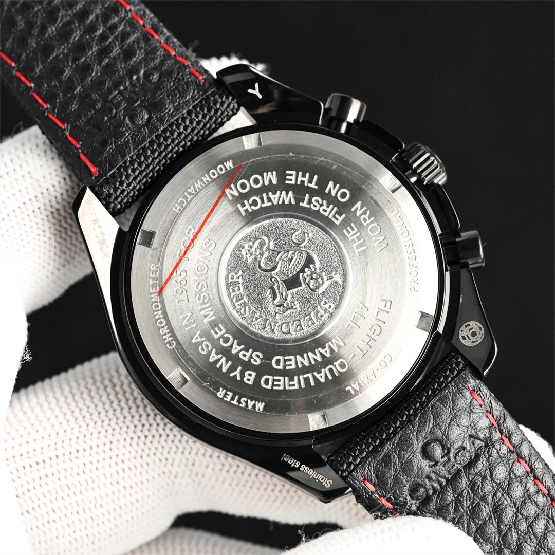 Omega Speedmaster Dark Side of the Moon - Image 5