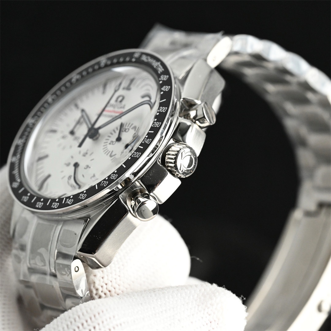 Omega Speedmaster Moonwatch Professional - Image 3