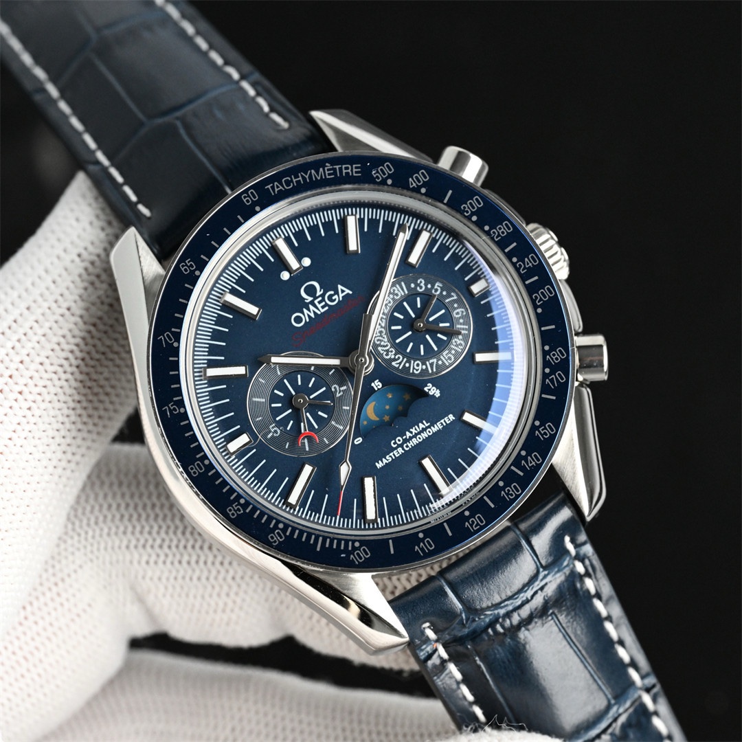 Omega Speedmaster Moonphase - Image 2