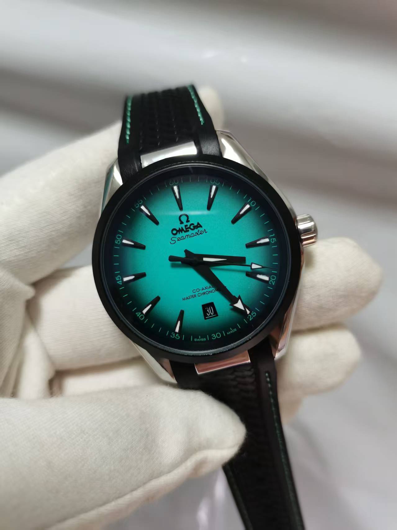 Omega Seamaster Aqua Terra 150m Master 41mm - Image 2