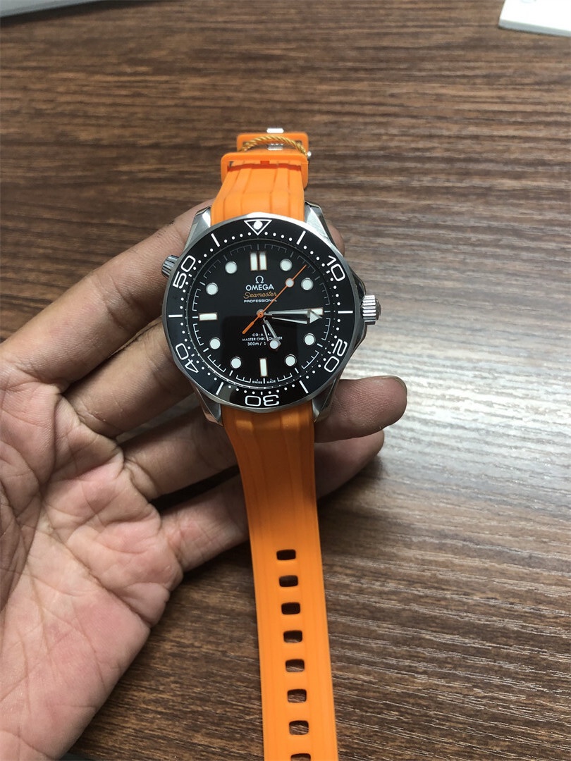 Omega Seamaster Diver 300M - Image 2