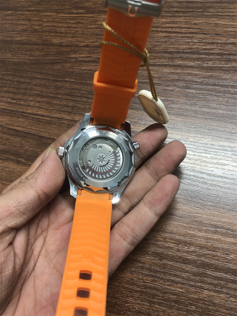 Omega Seamaster Diver 300M - Image 3