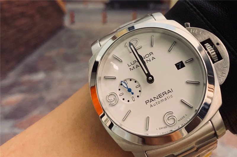 Panerai Luminor Marina white color - Image 3