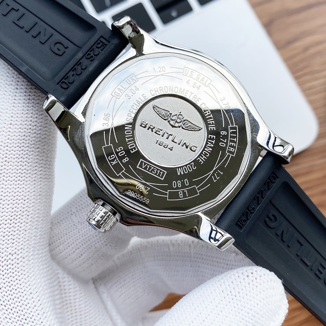 Breitling Avenger 2 Seawolf - Image 4