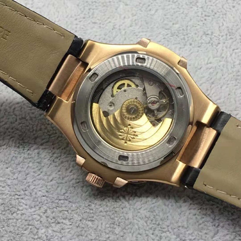 Patek Philippe Nautilus - Image 2