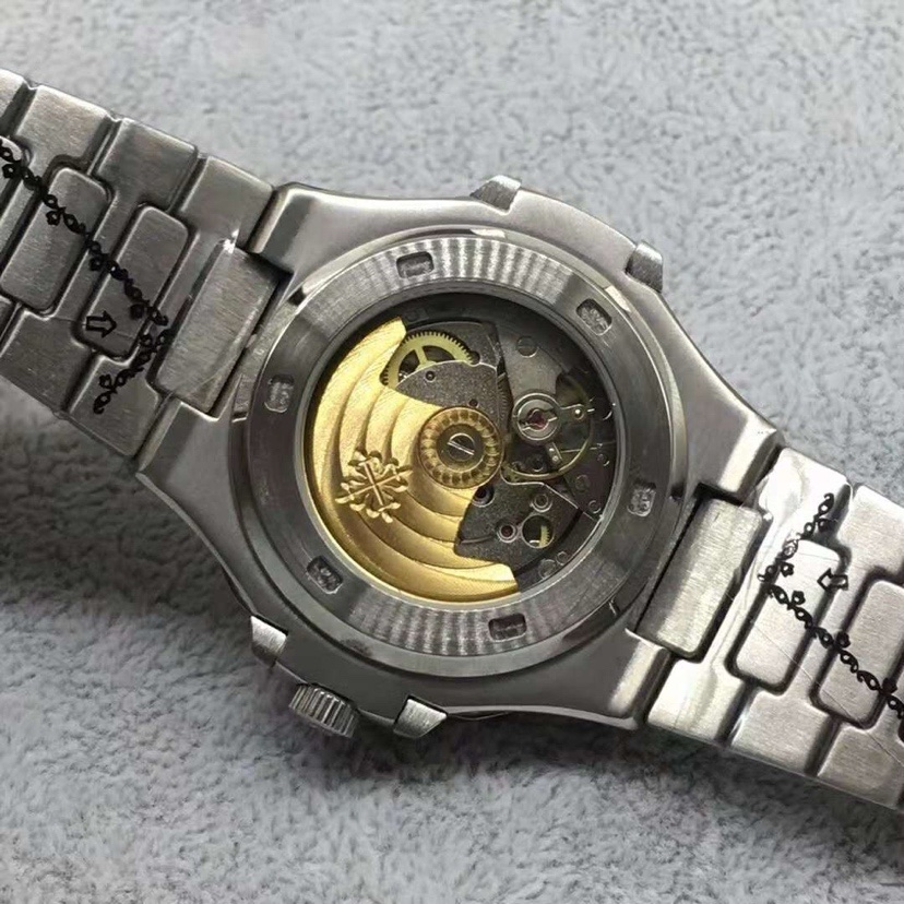 Patek Philippe Nautilus Perpetual Calendar - Image 2