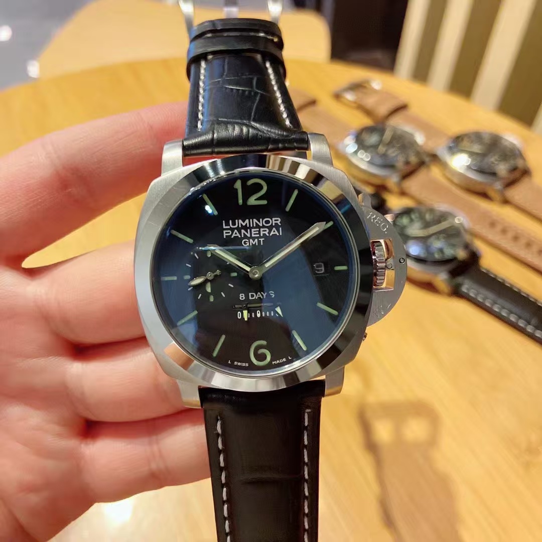 Panerai Luminor GMT