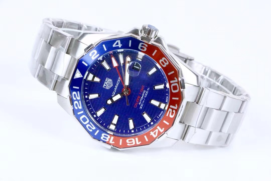 Tag Heuer Aquaracer GMT - Image 3
